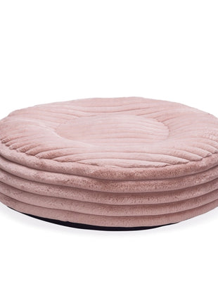 Designed by Lotte Hundebett Reza